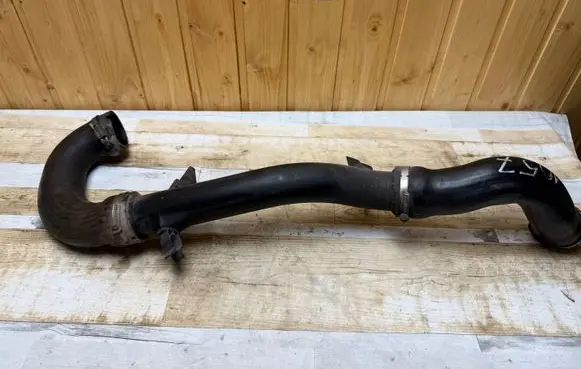 Opel Vectra C Intercooler hose/pipe 24415010