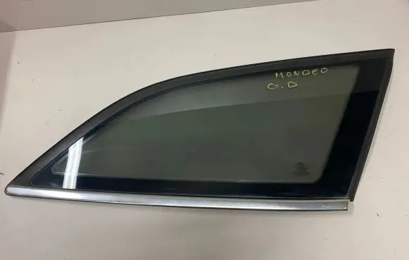 Ford Mondeo MK IV Rear side window 7S711297B00 43R001583 DOT682M3432AS2