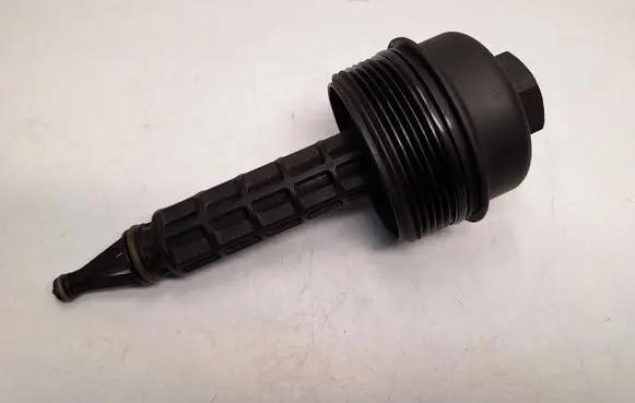 BMW 3 E90 E91 Oil filter cover 6740326119 11427787696
