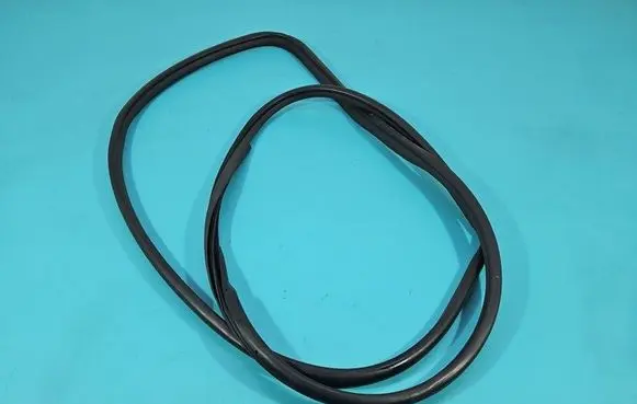 Infiniti QX50 (J50) Front door rubber seal 22050658 IMPRK1527591