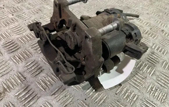 Volvo XC90 Rear brake caliper 31445756