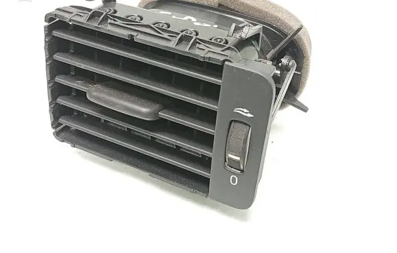 Volvo V70 Dashboard side air vent grill/cover trim 30755184 30755178
