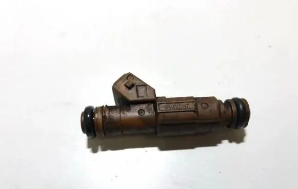 Volvo S60 Fuel injector 9186340 0280155831