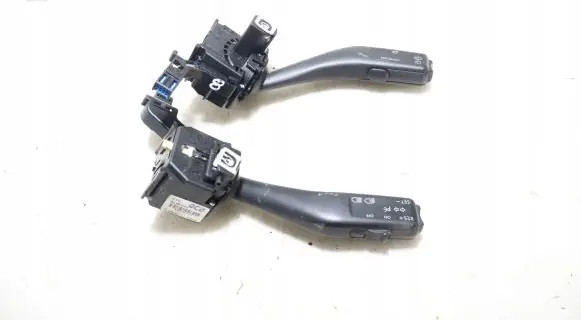 Skoda Octavia Mk2 (1Z) Light switch