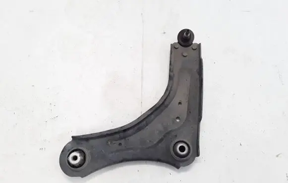 Renault Laguna III Front lower control arm/wishbone 545010008R
