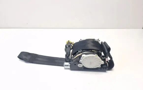 Volkswagen Eos Front seatbelt 1Q2857705