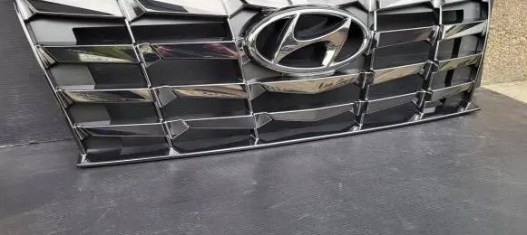 Hyundai Tucson IV NX4 Front grill