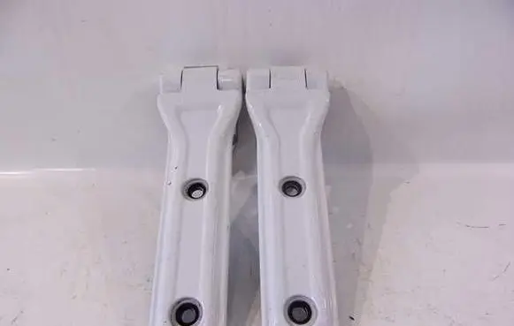 Jeep Wrangler Tailgate/trunk/boot hinge ACM100