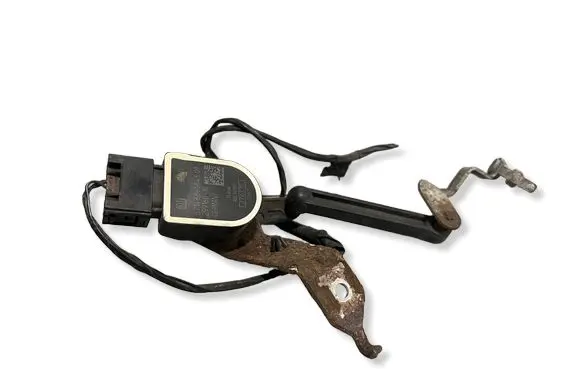 BMW 4 F36 Gran coupe Headlight/headlamp level sensor 6860843 ABE52150 25916010