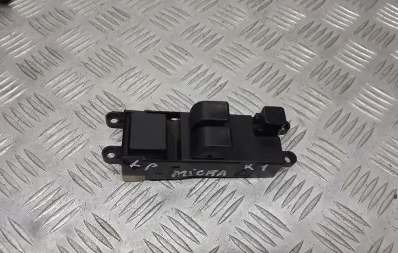 Nissan Micra Electric window control switch