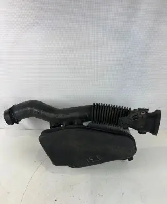 Toyota Prius+ (ZVW40) Intake resonator 1789337040