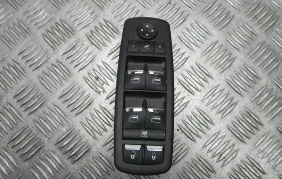 Maserati Ghibli Electric window control switch 670025406