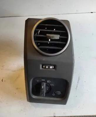 Land Rover Discovery 3 - LR3 Light switch YUD501480PVJ