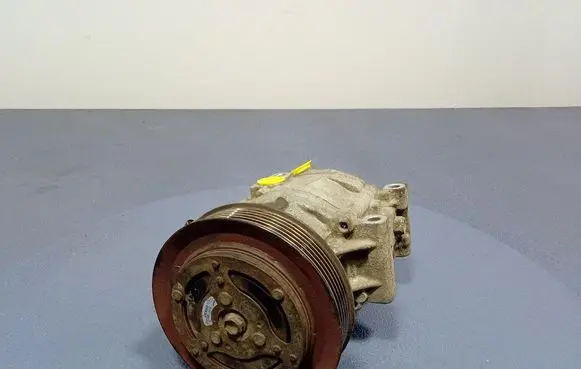 Toyota Corolla E120 E130 Air conditioning (A/C) compressor (pump) 4472607961