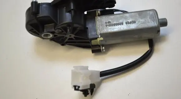 Mercedes-Benz ML W164 Seat adjustment motor 039203209