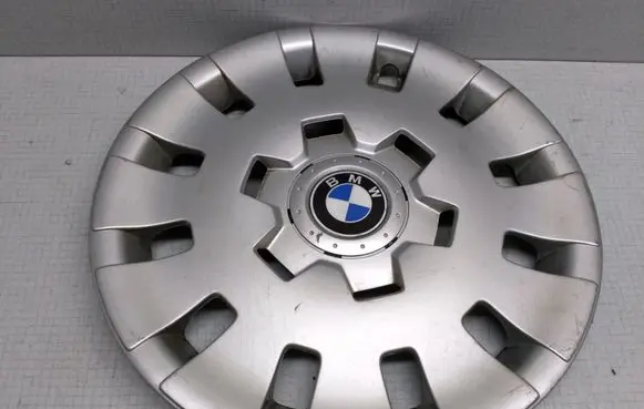 BMW 3 E46 R15 wheel hub/cap/trim 36131094780