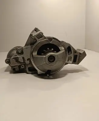 BMW 5 F10 F11 Starter motor 8570383