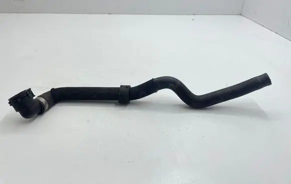 Mercedes-Benz E W213 Engine coolant pipe/hose