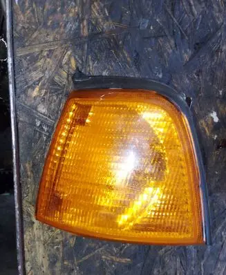 Audi 80 90 B3 Front indicator light 4411505