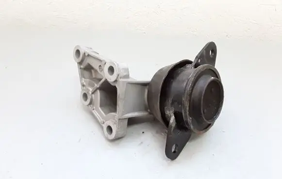 Nissan Leaf I (ZE0) Engine mount bracket GRH