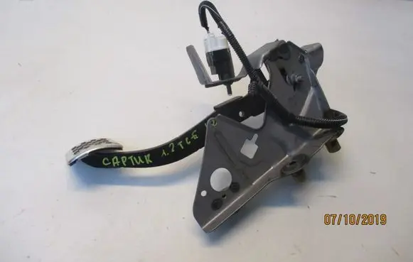 Renault Captur Brake pedal 8200672371C