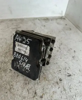 Audi A4 S4 B7 8E 8H ABS Pump 8e0910517
