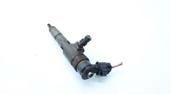 Peugeot 2008 I Fuel injector 0445110340