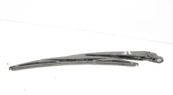 Honda CR-V Rear wiper blade arm