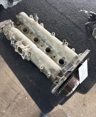 Audi A4 S4 B7 8E 8H Rocker cam cover 03G103475