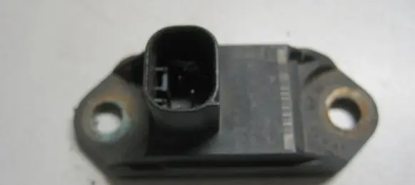 Mercedes-Benz S W220 Airbag deployment crash/impact sensor 0025426918 03W05
