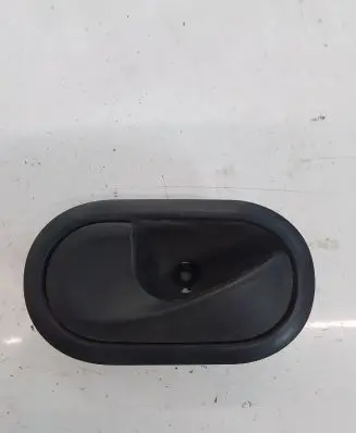 Renault Master III Rear door interior handle 8247310579
