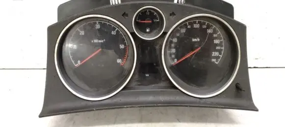 Opel Zafira B Speedometer (instrument cluster) 13308999 SW7655