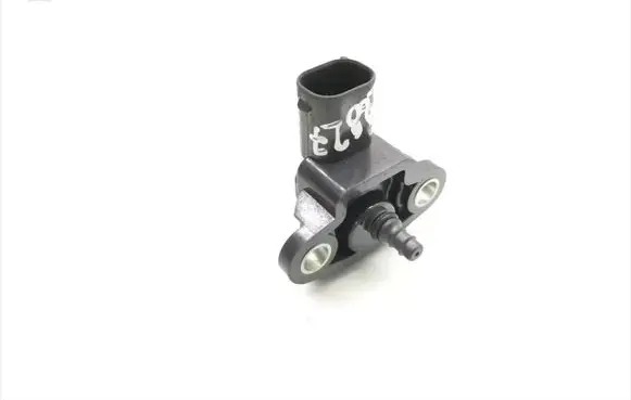 Mercedes-Benz C W203 Air pressure sensor A0051535028