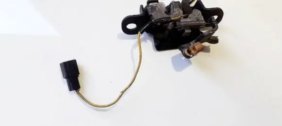 Mazda 626 Tailgate/trunk/boot lock/catch/latch