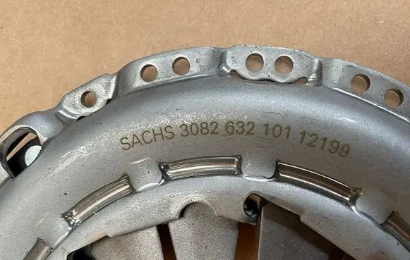 Volvo S40, V40 Clutch pressure plate 3082632101