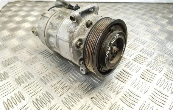 Volvo V60 Air conditioning (A/C) compressor (pump) 31469968 073401115B4