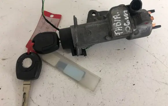 Skoda Fabia Mk1 (6Y) Ignition lock 4B0905851C