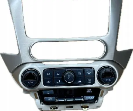 GMC Yukon Climate control unit 7370200000000X 815372982 221920000002441