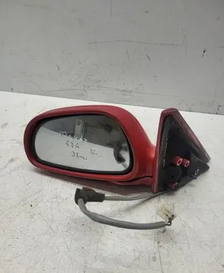 Mazda 626 Front door electric wing mirror E13010519