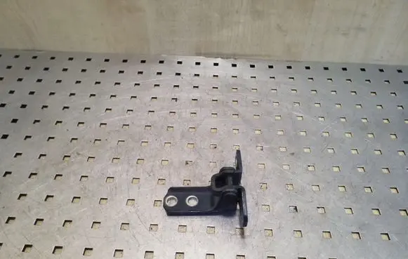 Peugeot 4007 Front door upper hinge