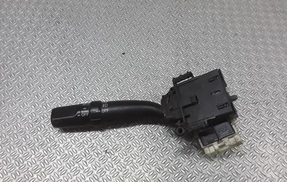 Toyota Avensis T250 Indicator stalk 173650