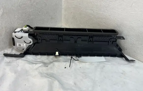 Tesla Model 3 Dashboard air vent grill cover trim 111161900B 111159800B