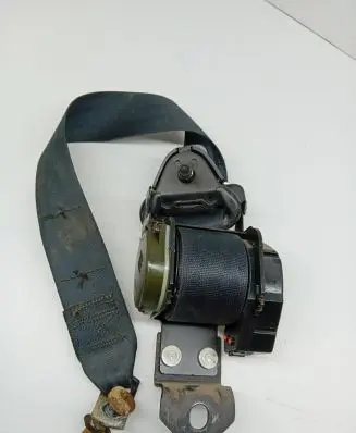 Jeep Grand Cherokee Rear seatbelt 260524806