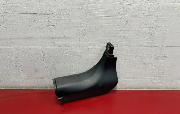 BMW X3 G01 Foot area side trim 7398018 7446634 51437398018