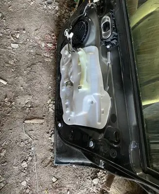 Citroen C4 Cactus Front door