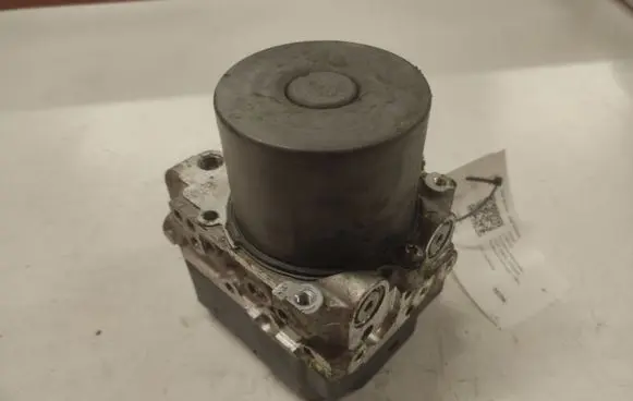 Mazda 6 ABS Pump GAM7437A0 K0089 1338004451