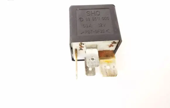 Volkswagen PASSAT B5 Other relay 443951253J 899511000
