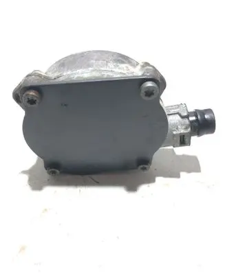 BMW 5 F10 F11 Vacuum pump 7558344