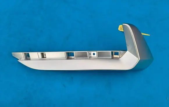 BMW 2 Active Tourer U06 Rear bumper trim bar molding 9478378