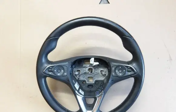 Opel Grandland X Steering wheel